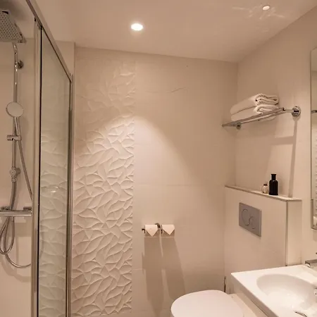 Отель Ibis Styles Sur