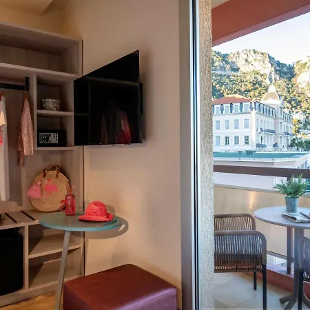 Отель Ibis Styles Sur