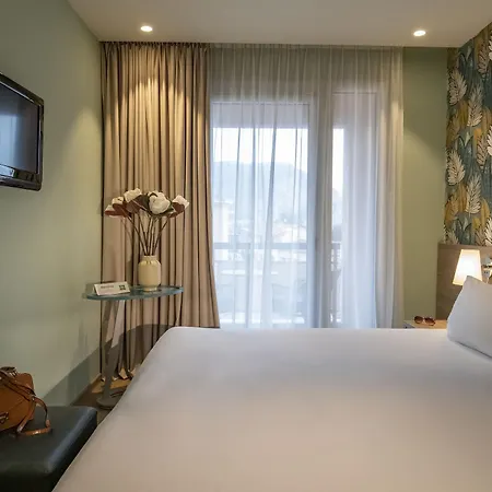 Отель Ibis Styles Sur