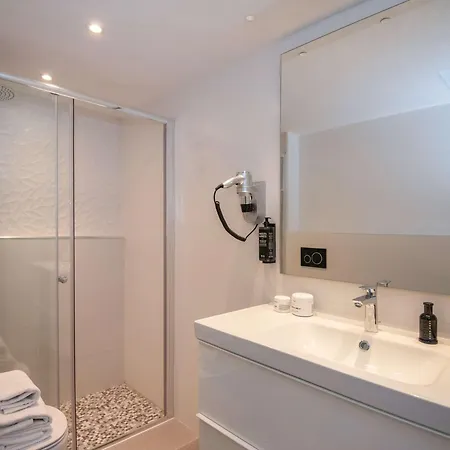 Отель Ibis Styles Sur Больё-сюр-Мер